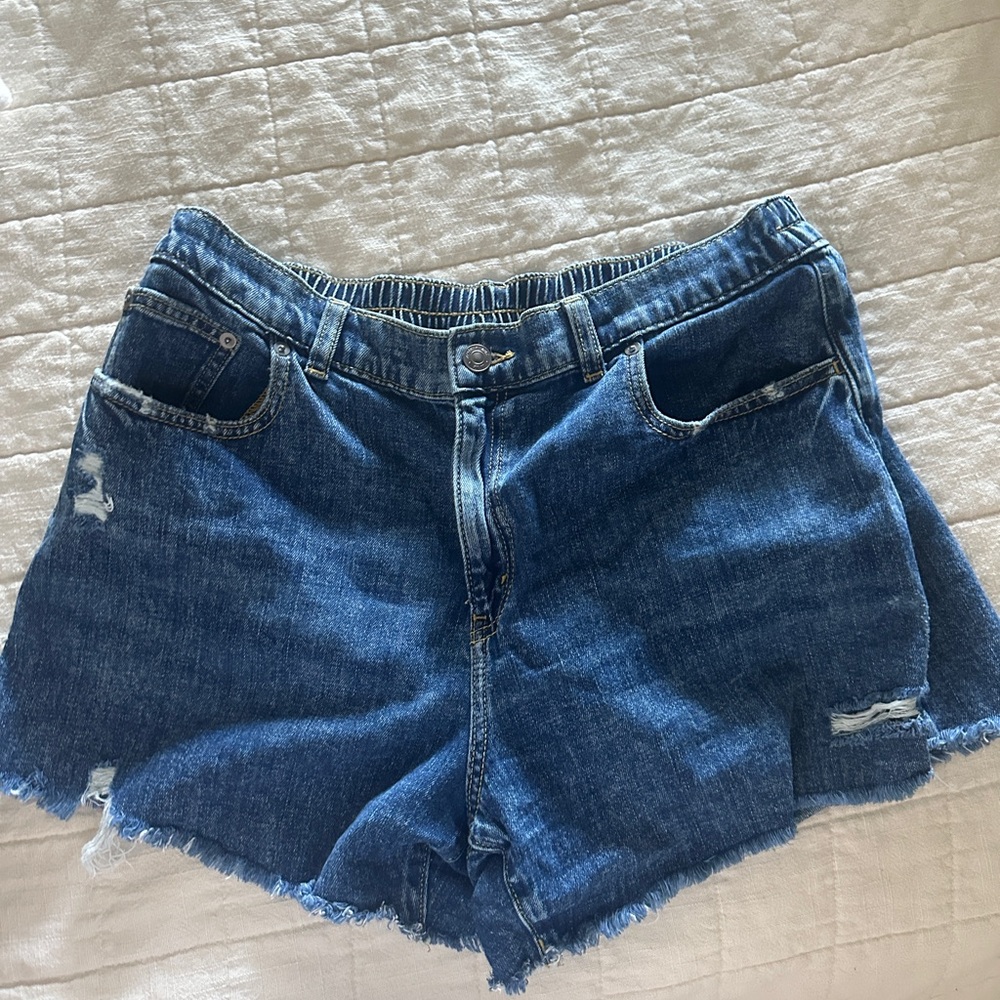 ✨SOLD✨ Aerie daydream denim shorts